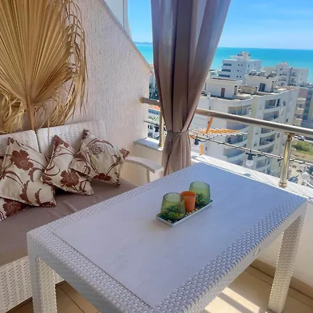 Apartment With Sea View Durrës
